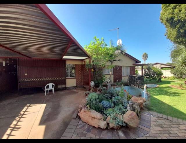 3 BEDROOM HOUSE FOR SALE IN DAL FOUCHE